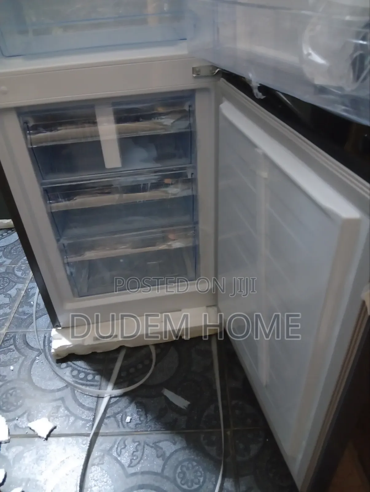 Hisense Double Door Refrigerator 230 Litre