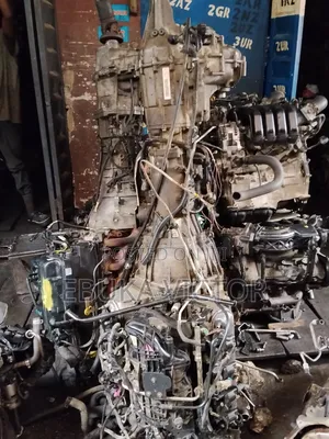 Engine and Gearbox Chevorlet Avalanche 2010 Model 15 Pin Gearbox