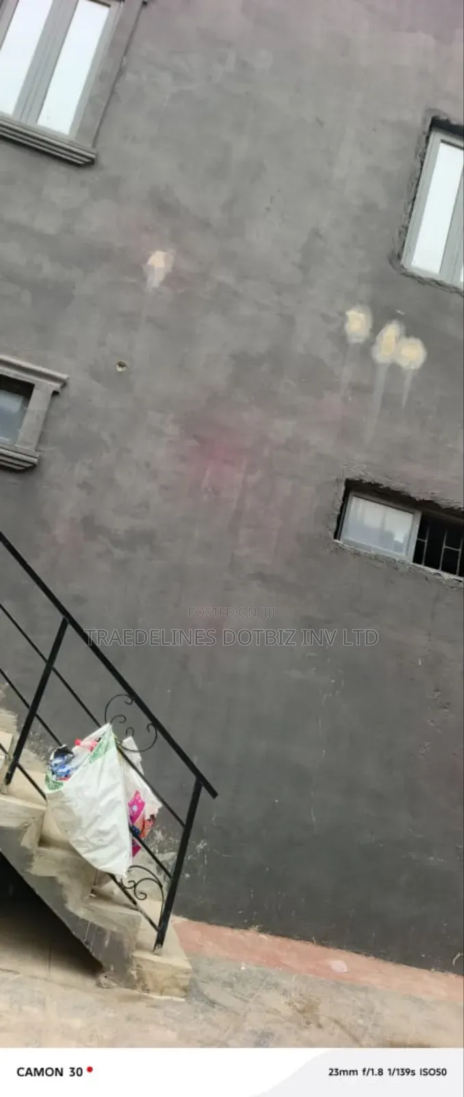 Large Warehouse Right on Major Express