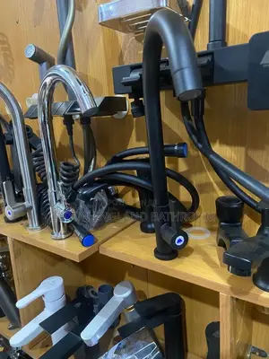High Quality Black Sink Tap