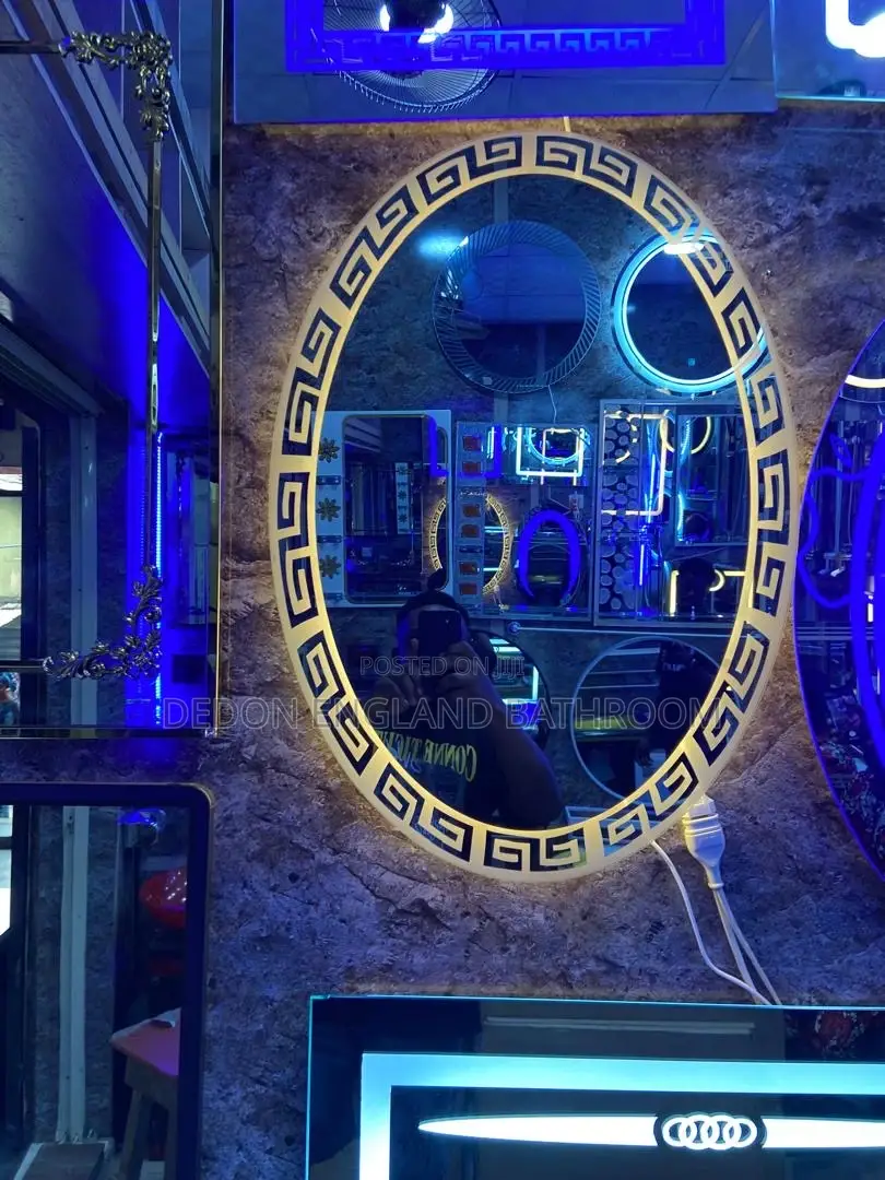 3 Light Versace Mirror
