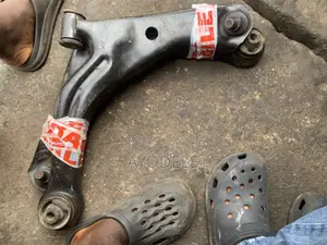 Ford Escape Low Arm 2008