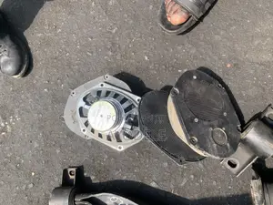 Ford Escapes Speakers