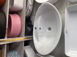 Quality Oval White Ceramic Countertop Wash Hand Basin