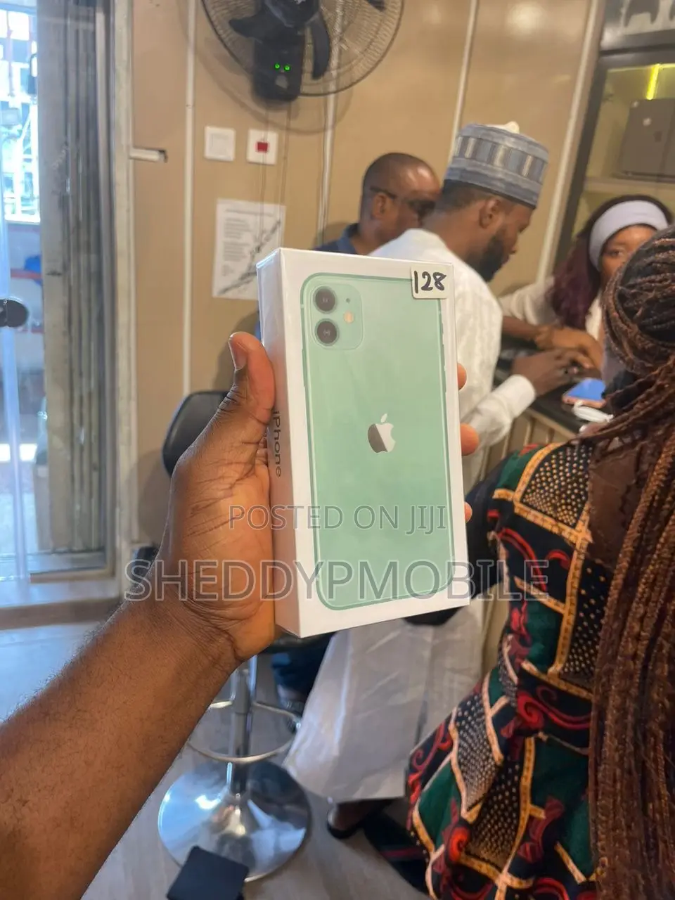 New Apple iPhone 11 128 GB