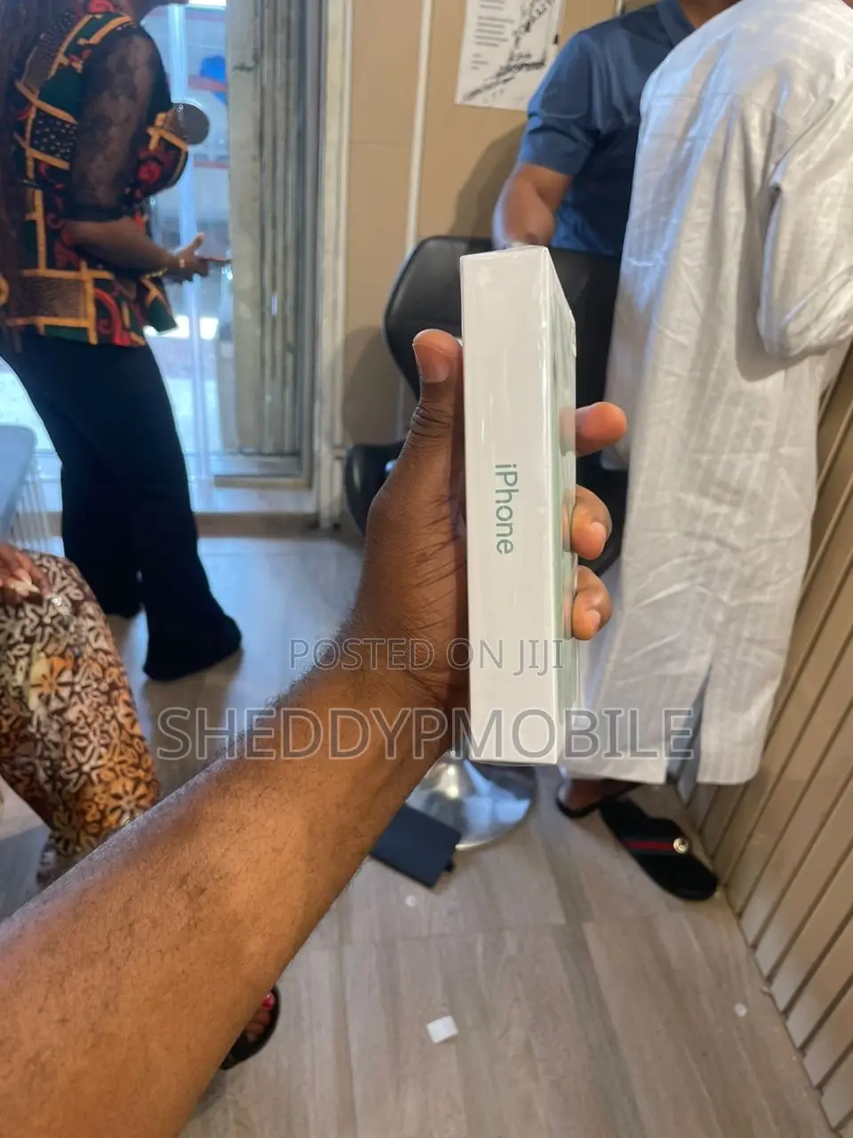 New Apple iPhone 11 128 GB