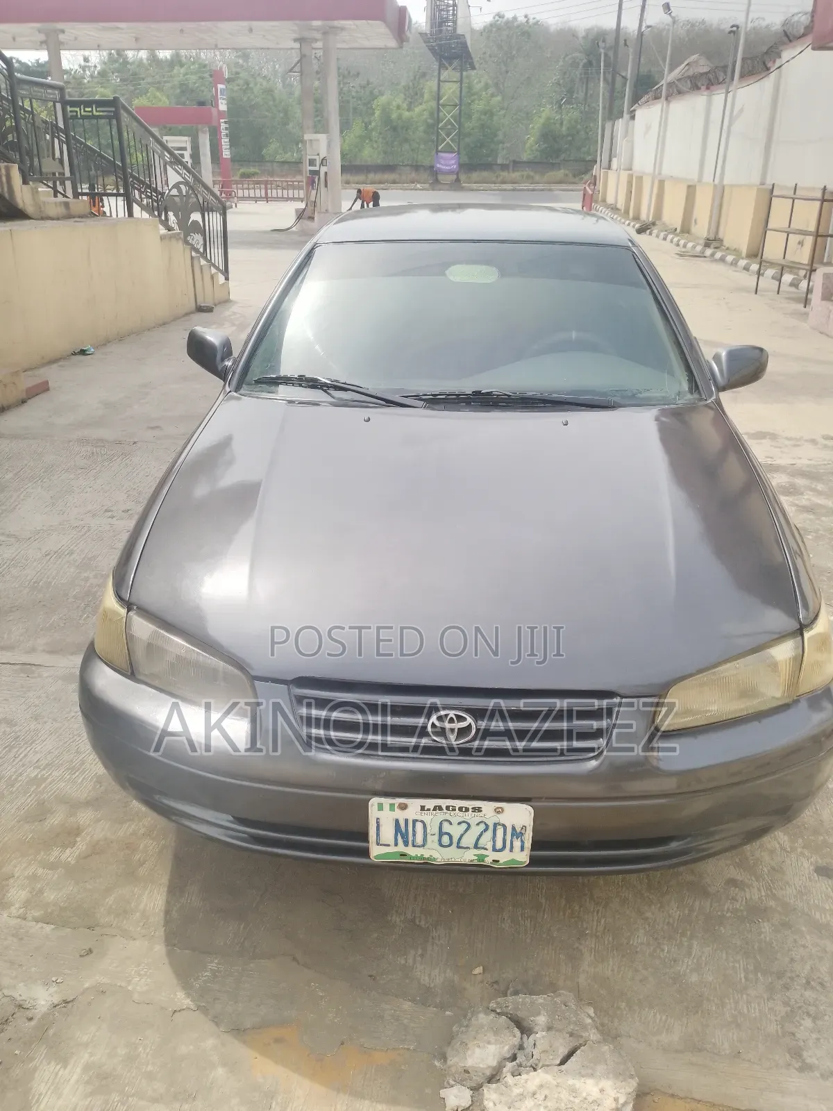 2000 Toyota Camry LE 4dr Sedan (2.2L 4cyl 4A)