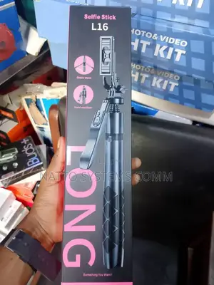 Tripod Selfies Stick