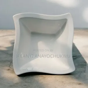 Breakable Plates