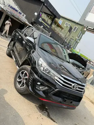 Toyota Hilux 2020 Black