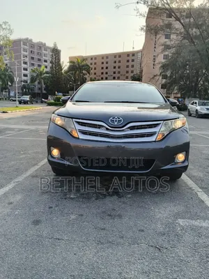 Toyota Venza V6 AWD 2012 Gray