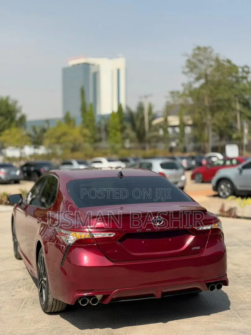 Toyota Camry 2018 Maroon