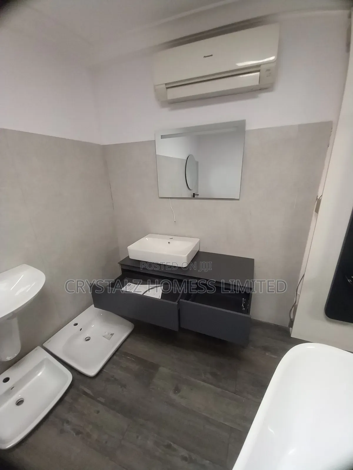 Geberit Water Closet With the Mirror