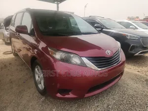 Toyota Sienna XLE 7 Passenger 2012 Red