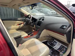 Lexus ES 350 2010 Red