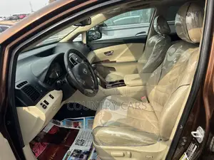 Toyota Venza V6 2011 Brown