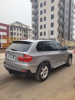 BMW X5 xDrive 48i AWD (4.8L 8cyl 6A) 2009 Silver