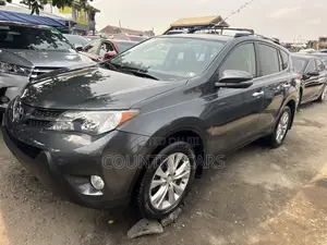 Toyota RAV4 Limited 4dr SUV AWD (2.5L 4cyl 6A) 2015 Gray