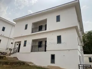 10bdrm Block of Flats in Transparency Estate, Enugu for sale