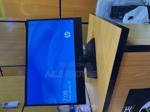 New Desktop Computer Dell OptiPlex 5260 8GB Intel Core I5 SSD 256GB