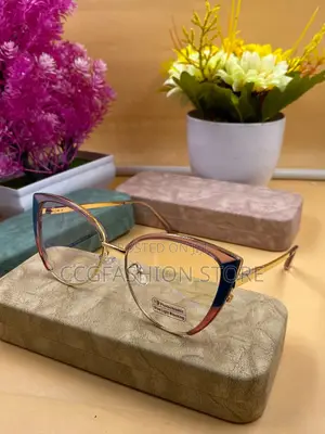 Photochromic Glasses