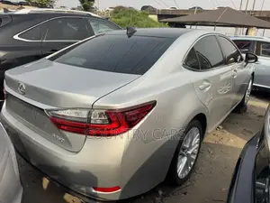 Lexus ES 350 FWD 2016 Silver