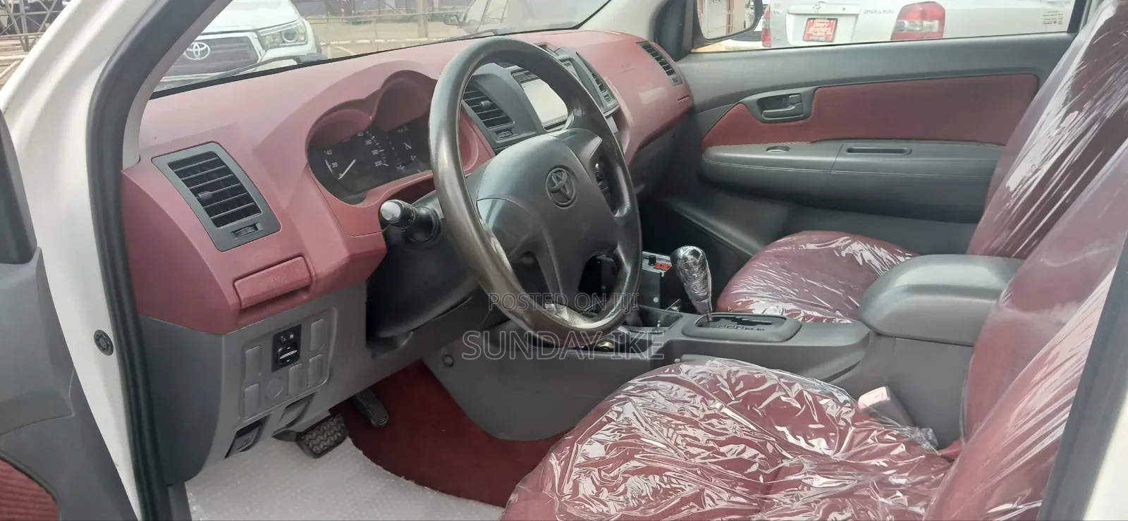 Toyota Hilux 2015 White