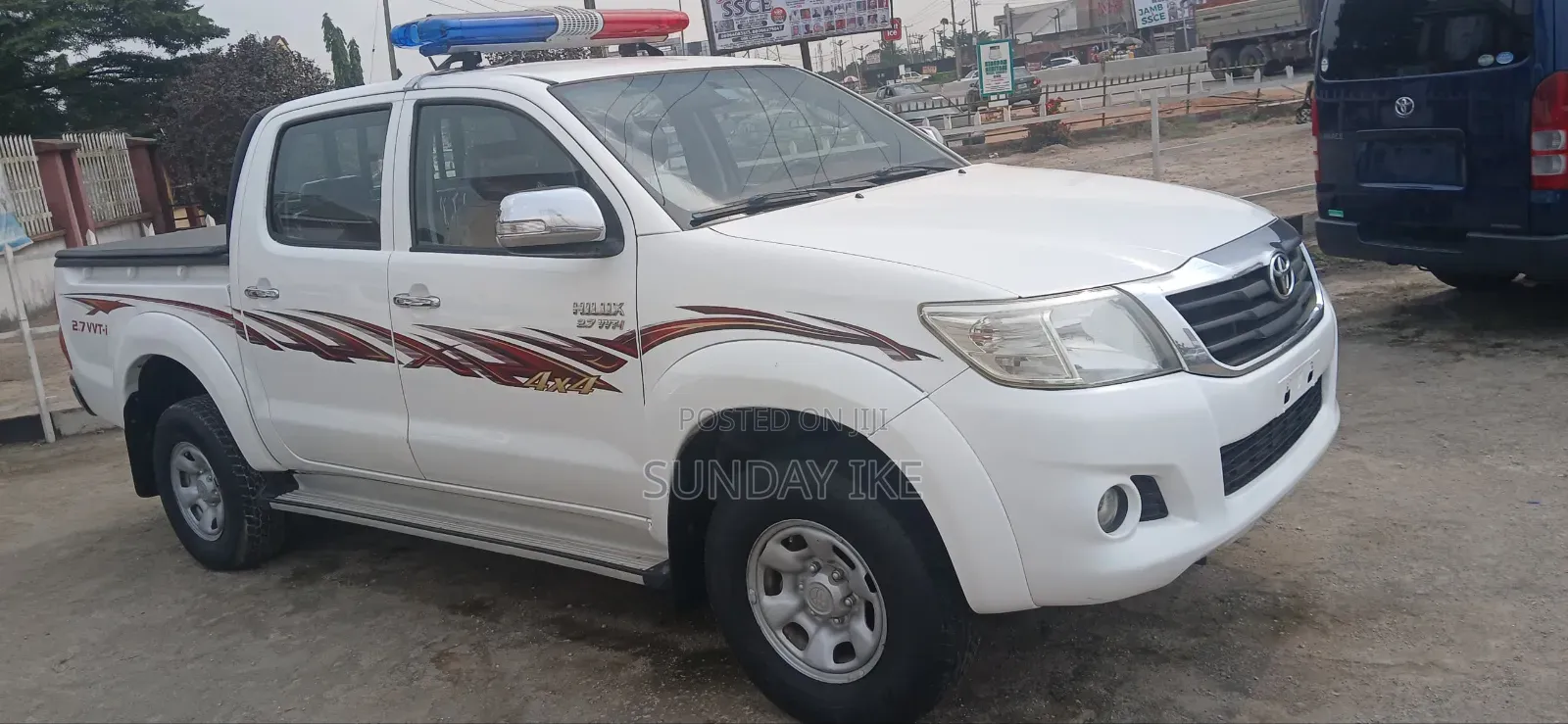 Toyota Hilux 2015 White