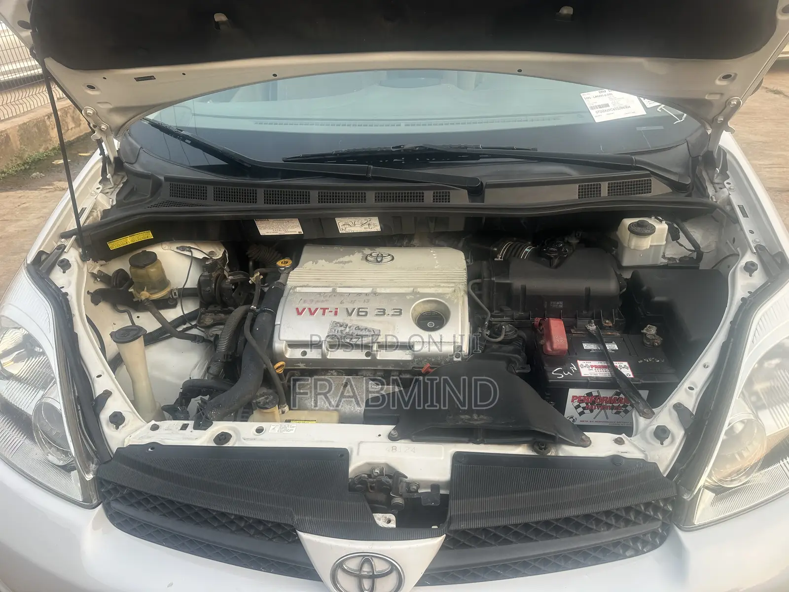 Toyota Sienna XLE 2005 White