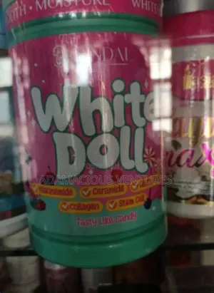 Skandal White Doll