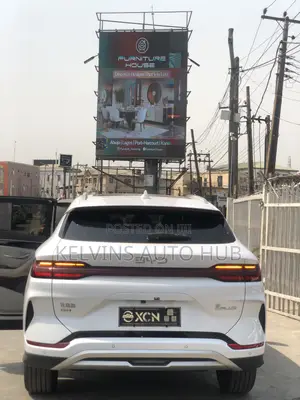 New BYD Destroyer 05 DM-i 1.5 Hybrid FWD 2025 White