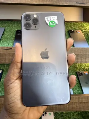 Apple iPhone 11 Pro Max 64 GB Black
