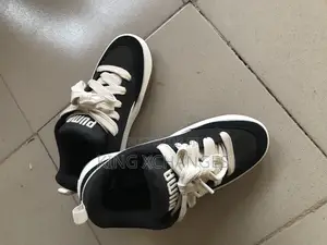 Black/White Puma