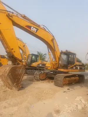 Caterpillar Excavator 330cl for Sale. Price: 165m Naira