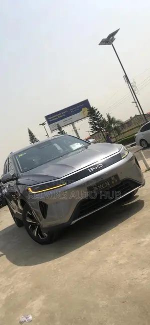New BYD Destroyer 05 DM-i 1.5 Hybrid FWD 2025 Gray
