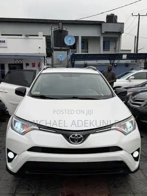 Toyota RAV4 2016 White