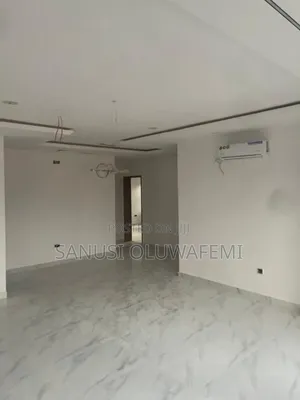 3bdrm Block of Flats in Ikeja GRA for rent