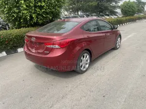 Hyundai Elantra 2013 Red