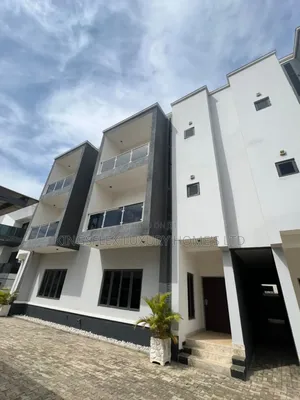 Furnished 4bdrm Townhouse/Terrace in Jahi for sale