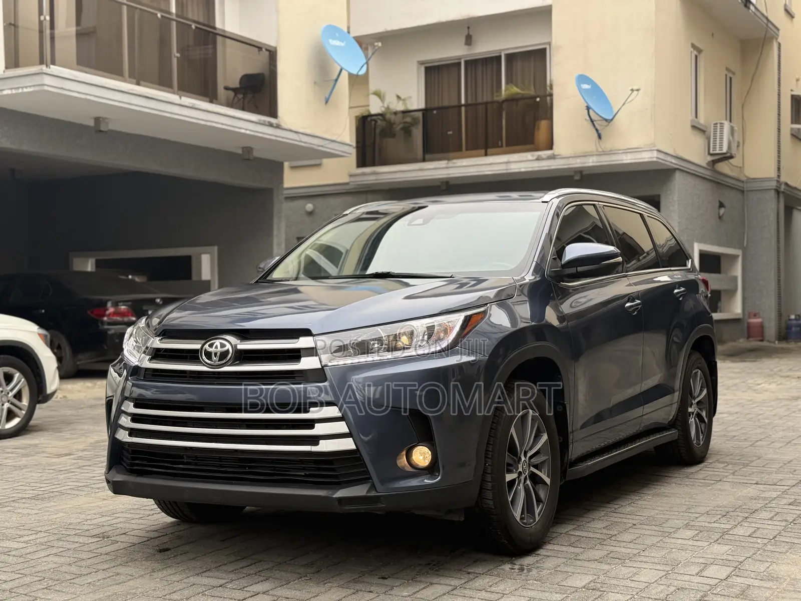 Toyota Highlander 2017 Blue