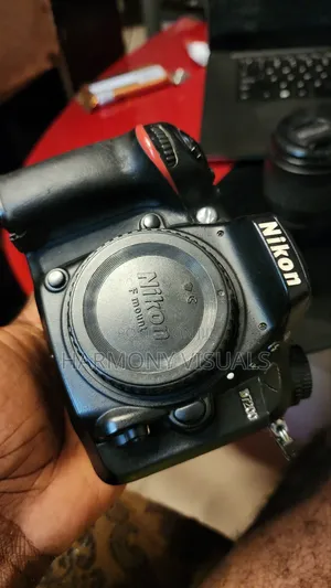 Nikon D7200