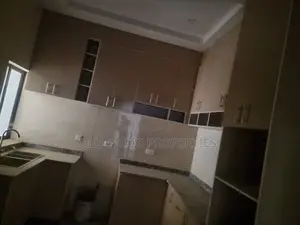 4bdrm Duplex in An Estate, Lugbe District for rent