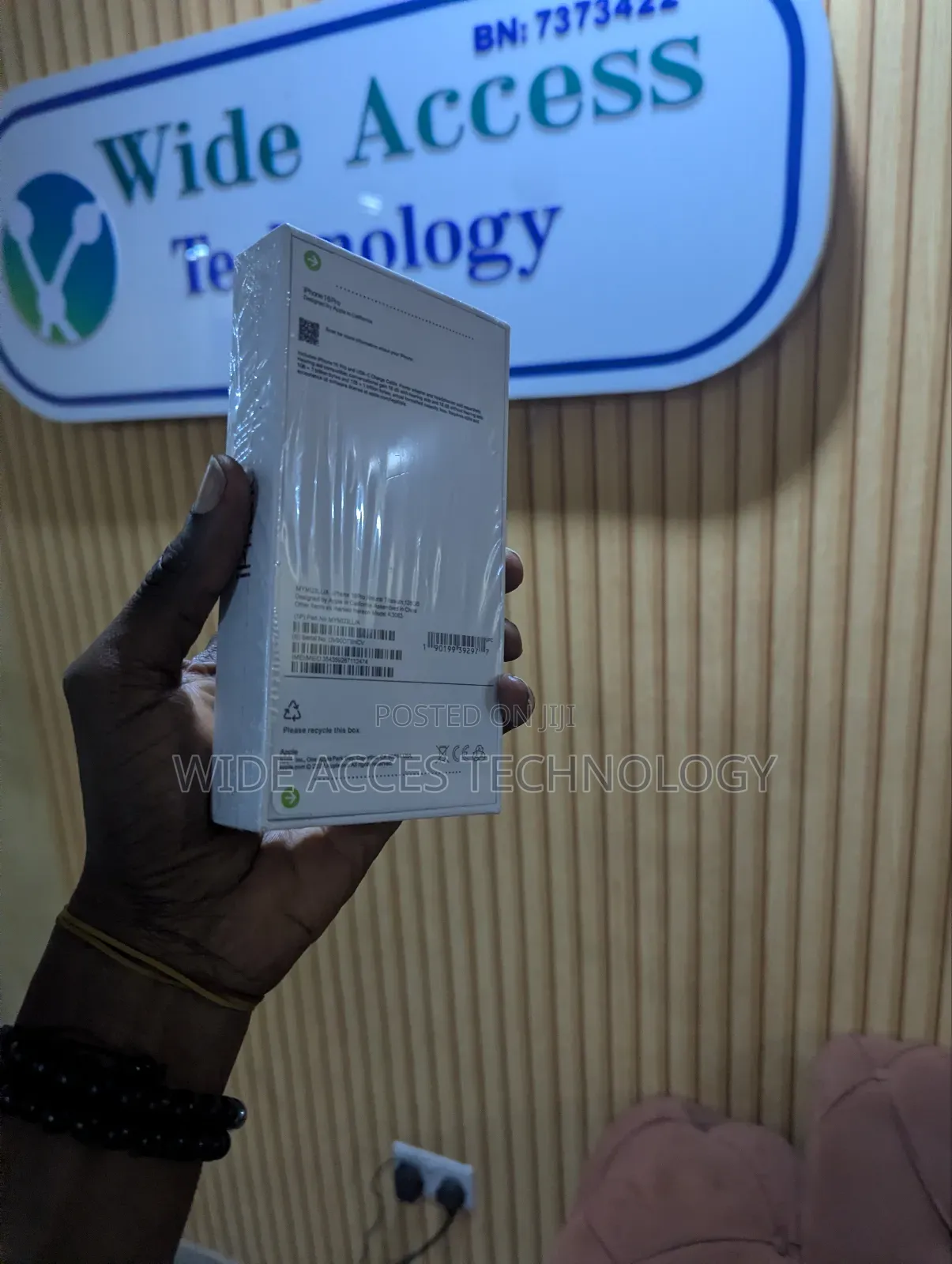 New Apple iPhone 16 Pro 128 GB
