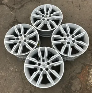 Factory 17inch Oemtoyota Rim.
