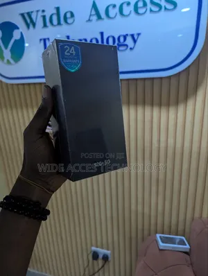 New Samsung Galaxy S20+ 5G 128 GB Black