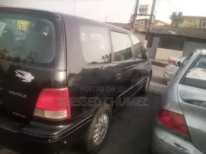 Honda Shuttle 2000 Black