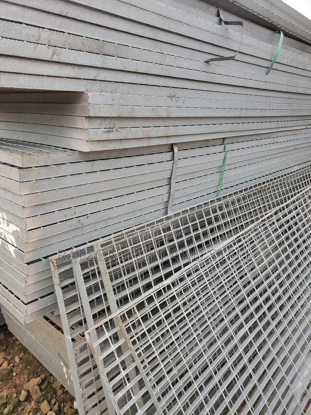 Galvanized Gratings Is Available Also in Large Quantities