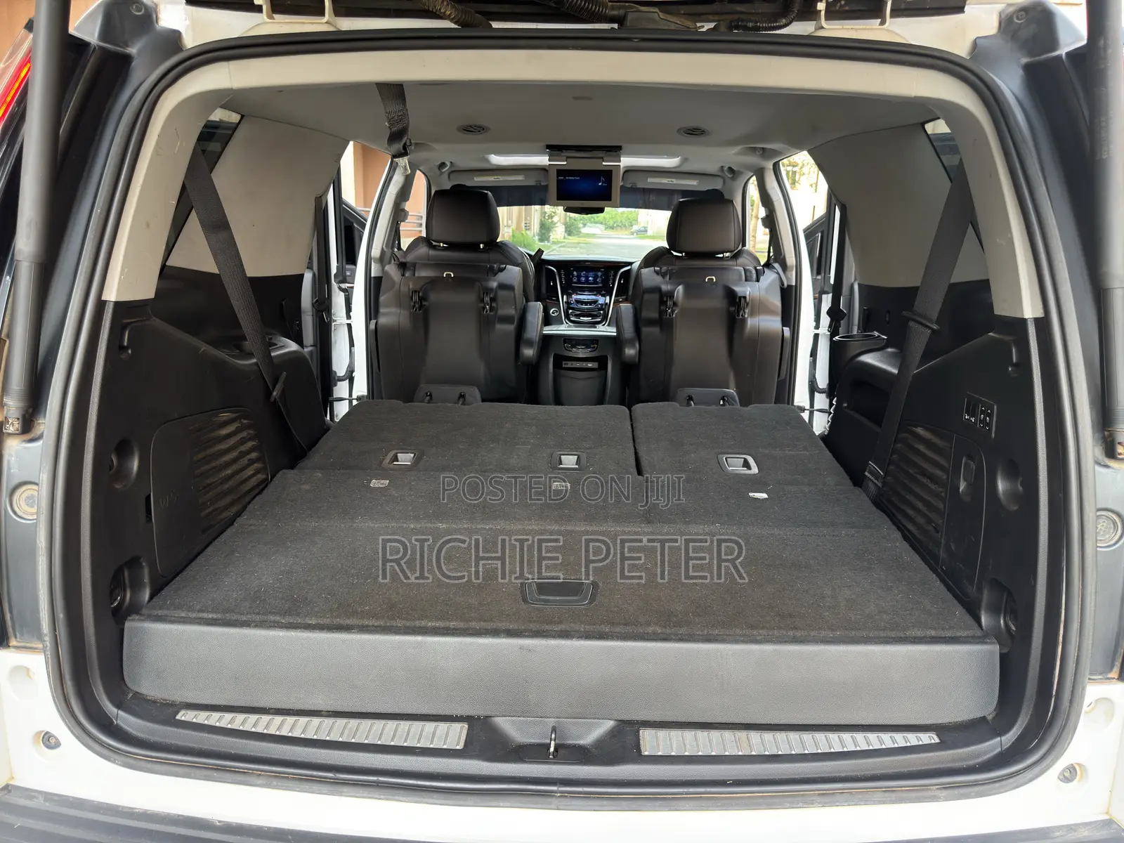 Cadillac Escalade 2018 White