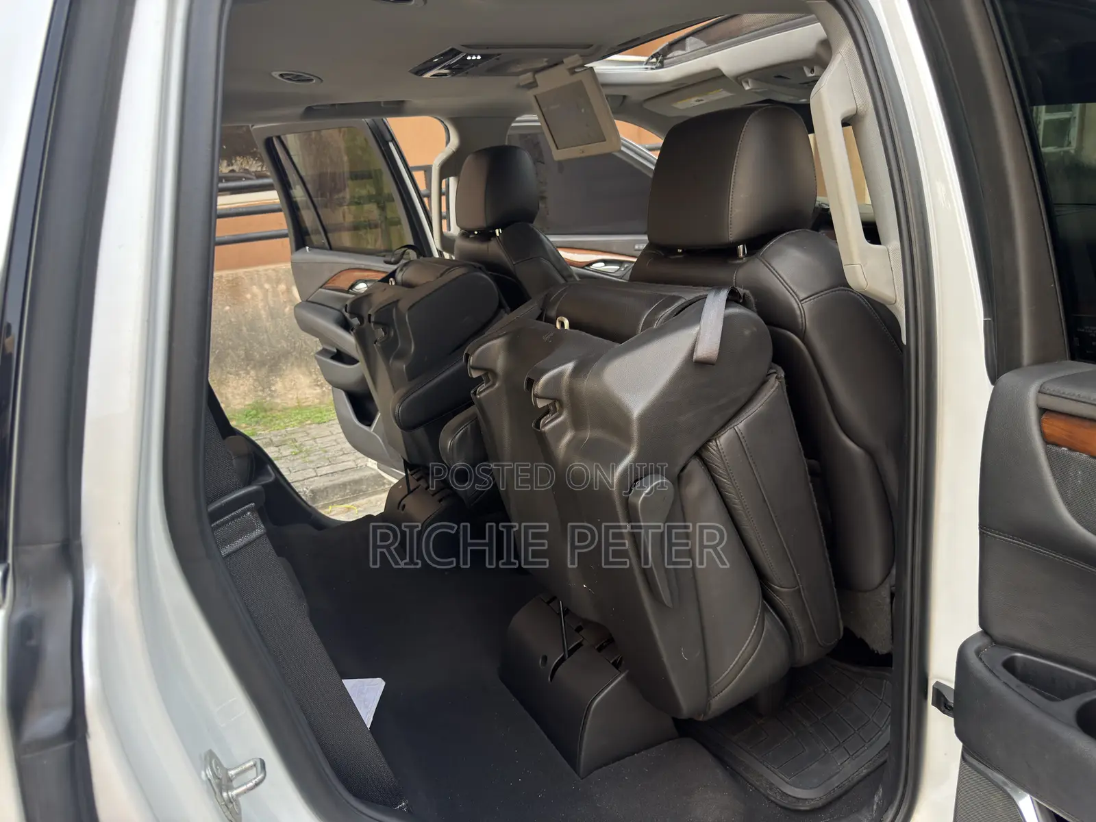 Cadillac Escalade 2018 White