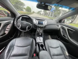 Hyundai Elantra 2013 Red